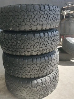 Toyota Hilux GD6 17inch Mag Rims (WITH USED TYRES)