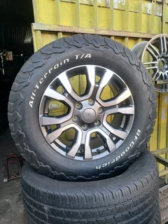 Ford Ranger Wildtrack 18inch Mag Rim (WITH USED TYRE)