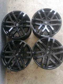 Ford Raptor 17&#34; Mag Rims (with Wheel Caps)