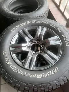 Toyota Hilux 17inch Mag Rims (with Used Tyres)