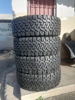 265 60 18 Bf Goodrich Ko2 (new Tyres)