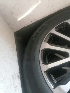 Ford Ranger 20inch Mag Rims (WITH NEW TYRES)