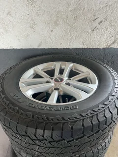 Isuzu 17” Mag Rims (With Used Tyres)