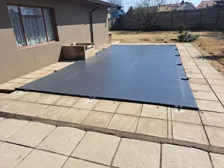 Swimming Pool Cover Warehouse &amp; Installers (Training Provided)