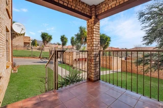 Apartment in Amorosa For Sale