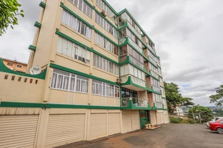 Apartment in Westridge For Sale