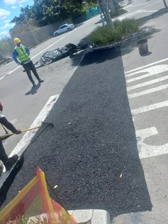 HOT PREMIX TAR SURFACES &amp; PAVING CONTRACTORS- SLURRY SEAL.