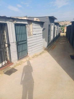 Room ( shack) for rent R500