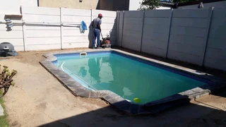 Swimming pool installation
