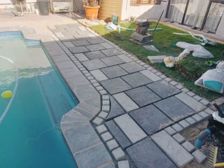 Swimming pool installation