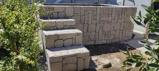 Swimming pool installation