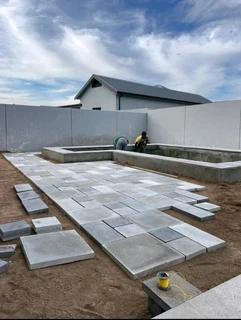 Build in and fiberglass pools installation