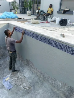 Build in and fiberglass pools installation