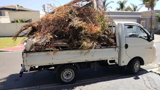 Garden and garage waste removal at lower prices.