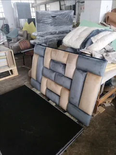  Upgrade Your Bedroom with a Stylish Headboard! 