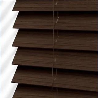  Upgrade Your Windows with Stylish Blinds! 