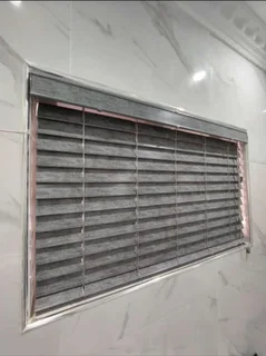  Upgrade Your Windows with Stylish Blinds! 