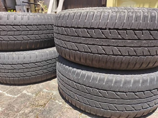 1 car tyre 265/60 - R18 Geoloader AT in fair condition, R200.