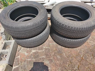 1 car tyre 265/60 - R18 Geoloader AT in fair condition, R200.
