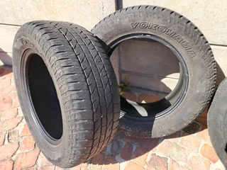 1 car tyre 265/60 - R18 Geoloader AT in fair condition, R200.
