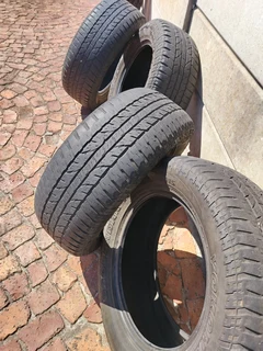 1 car tyre 265/60 - R18 Geoloader AT in fair condition, R200.