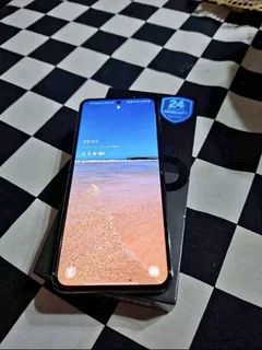 Samsung Galaxy Z Flip 4