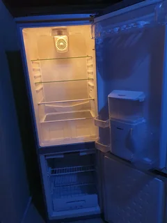 For all your broken fridges and freezers we pay cash on collection