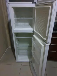 For all your unwanted/ broken fridges and freezers we pay cash