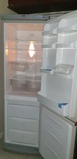 Cash payment for broken fridges and freezers