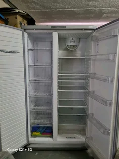 Cash payment for broken fridges and freezers
