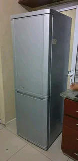 Cash payment for broken fridges and freezers