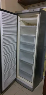 Unwanted / broken fridges and freezers we pay cash on collection