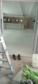 Cemcrete applicator decorative  for interior and exterior walls using cemcrete 0736110679