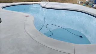 Cemcrete Applicator decorative for interior and exterior walls using cemcrete