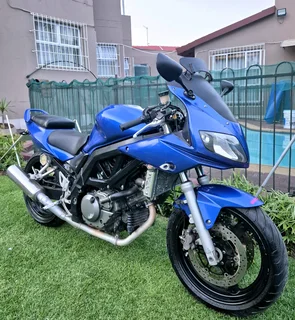Suzuki Sv 650 Cc (amazing Condition)
