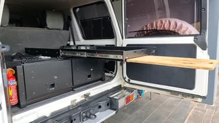 Front Runner Drawer System &amp; Fridge Slide – Toyota Land Cruiser 76 / 70 Series