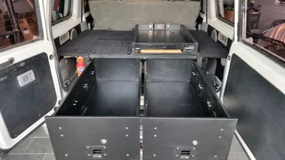 Front Runner Drawer System &amp; Fridge Slide – Toyota Land Cruiser 76 / 70 Series