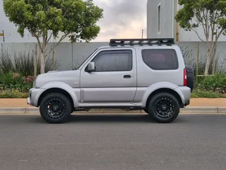 Suzuki Jimny,r223,900