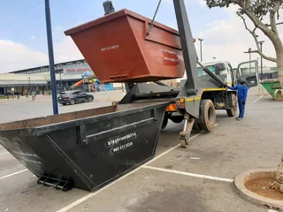 Waste Skip Bin Hire & Skip truck Hire