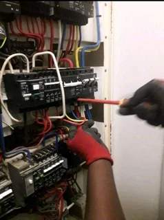 Electricians in Sunnyside