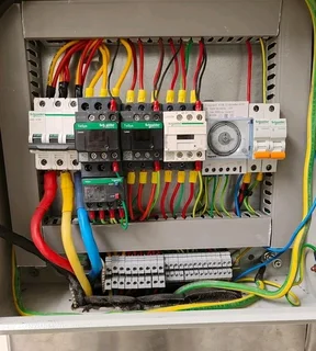 Electricians in Sunnyside