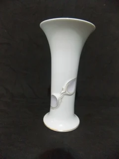 Beautiful Hutchenreuter Vase