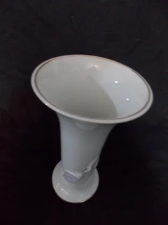 Beautiful Hutchenreuter Vase