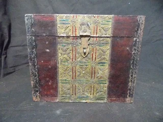 Antique Stunning Wooden Box