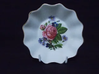 Lysander England Beautiful Small Trinket Bowl