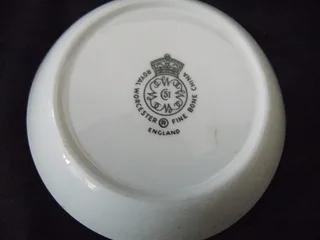 Set of Two Pin Dishes