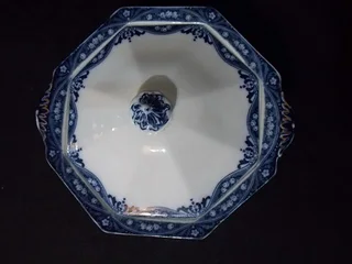 Very Rare Royal Staffordshire Potteries Serving Dish (SR)