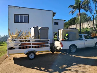 Bakkie and Trailer Hire Services - 066 566 4415