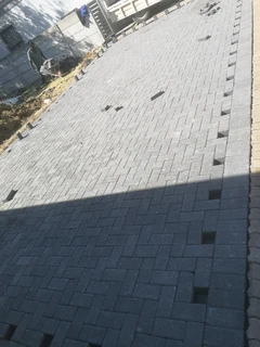 Cement bond paving