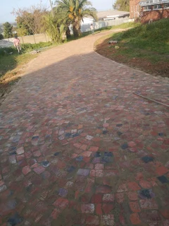 Halfbrick paving